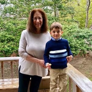 Meet your Posher, Selena